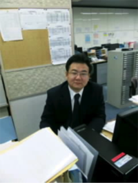 皆様、こんにちは。フロントの泉です。
