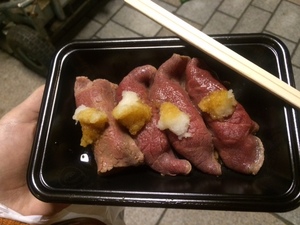 肉寿司.JPG
