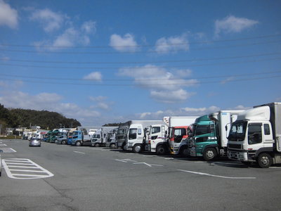 トラック.JPG